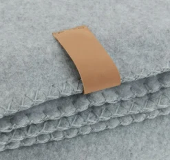 Fleeceplaid DAGLILJE 130x170 lysegrå