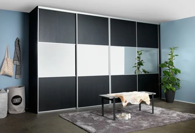 Garderobeskab DANSTRUP specialmål