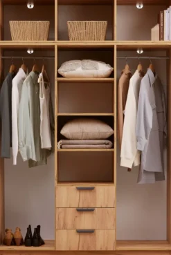 Garderobeskab JENSLEV 144x176 eg