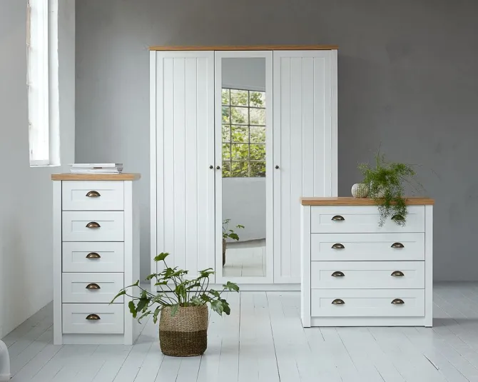 Garderobeskab MARKSKEL 162x210 hvid/egefarve