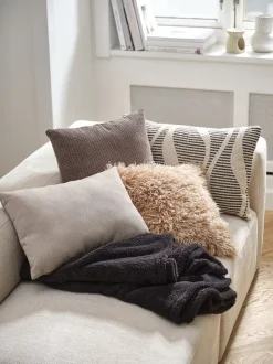 Pyntepude BERBERIS 40x60 beige