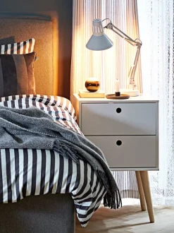 Sengebord OPLEV 2 skuffer hvid/fyr