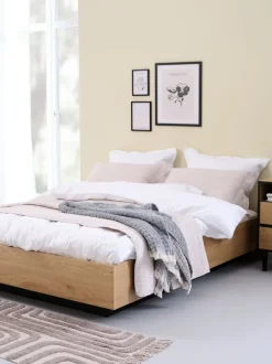 Sengeramme ELLINGE 140x200 m/opbevaringsplads egefarve