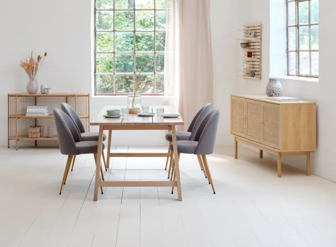 Skænk HALMSTAD 3 låger eg