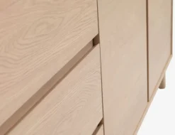 Skænk KALBY 2 låger 3 skuffer lys eg