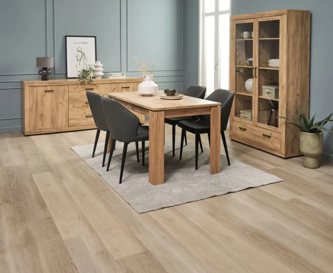 Skænk LINTRUP 2 låger 3 skuffer egefarve