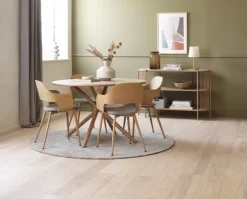 Skænk SNESLEV 2 hylder egefarve