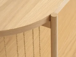 Skænk SNESLEV 2 hylder egefarve