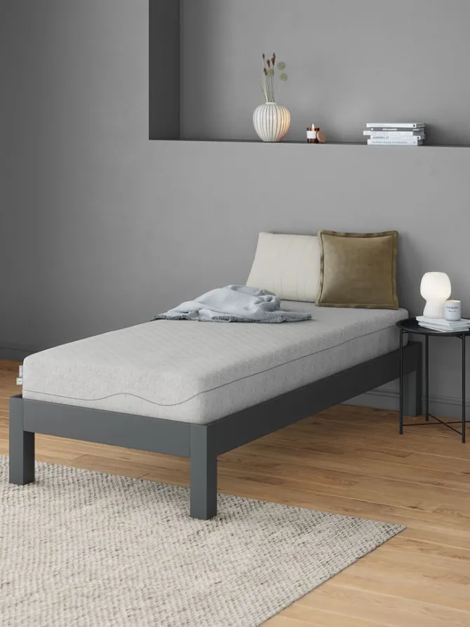 Skummadras 90x200cm GOLD F85 grå WELLPUR