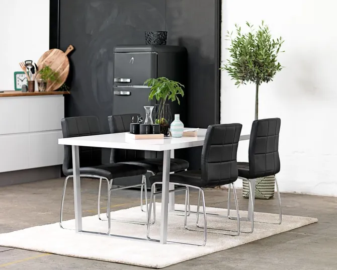 Spisebordsstol HAMMEL sort kunstlæder/krom