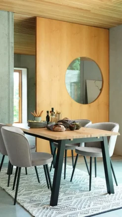 Spisebordsstol RISSKOV lysegråt stof/sort