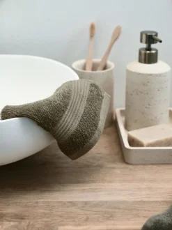 Vaskeklud KARLSTAD 28x30 oliven KRONBORG