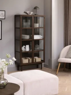 Vitrine VESTERBY høj 2 låger mørk eg