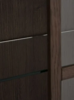 Vitrine VESTERBY lav 2 låger mørk eg