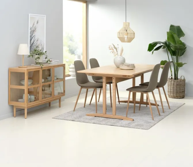 Vitrineskab LANGELINIE 3 låger eg